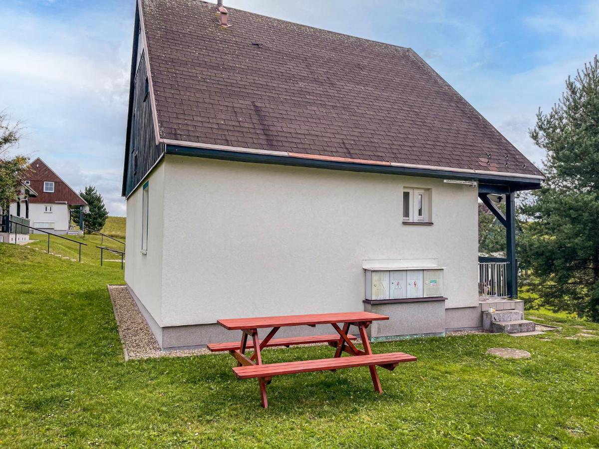 Holiday Home Holiday Hill 60 By Interhome Cista  Экстерьер фото
