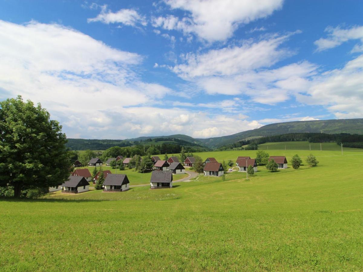 Holiday Home Holiday Hill 60 By Interhome Cista  Экстерьер фото