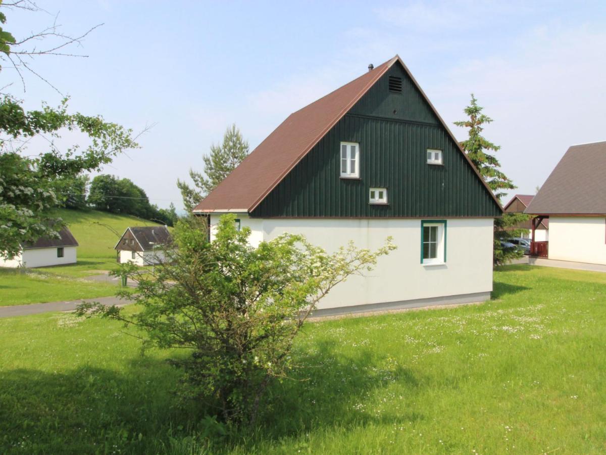 Holiday Home Holiday Hill 60 By Interhome Cista  Экстерьер фото
