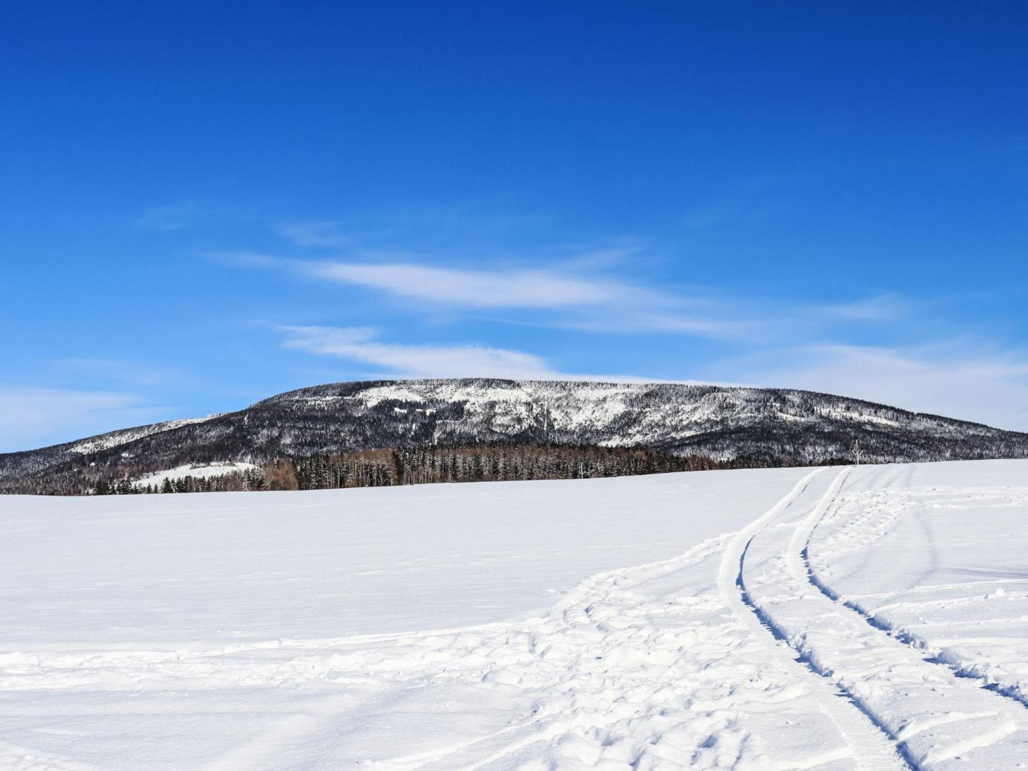 Holiday Home Holiday Hill 60 By Interhome Cista  Экстерьер фото